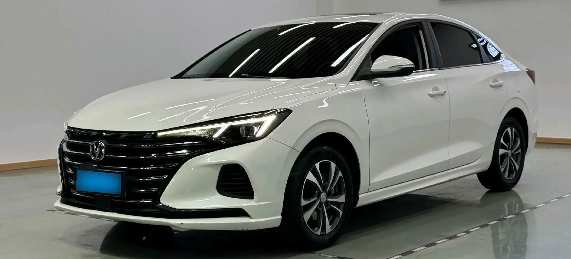 2022 ChangAn Eado 1.6L 128HP L4 CVT
