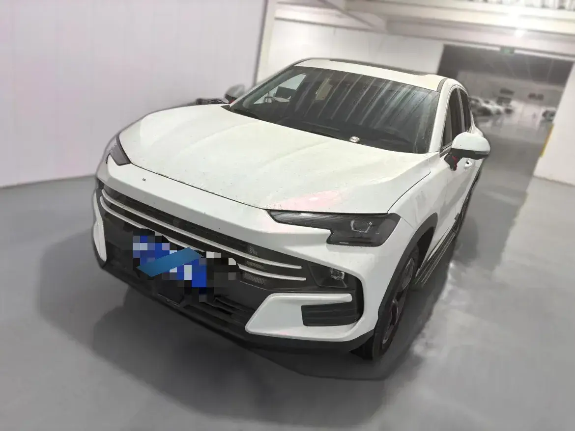 2025 Jetour DASHING 1.5T 156HP L4 6DCT