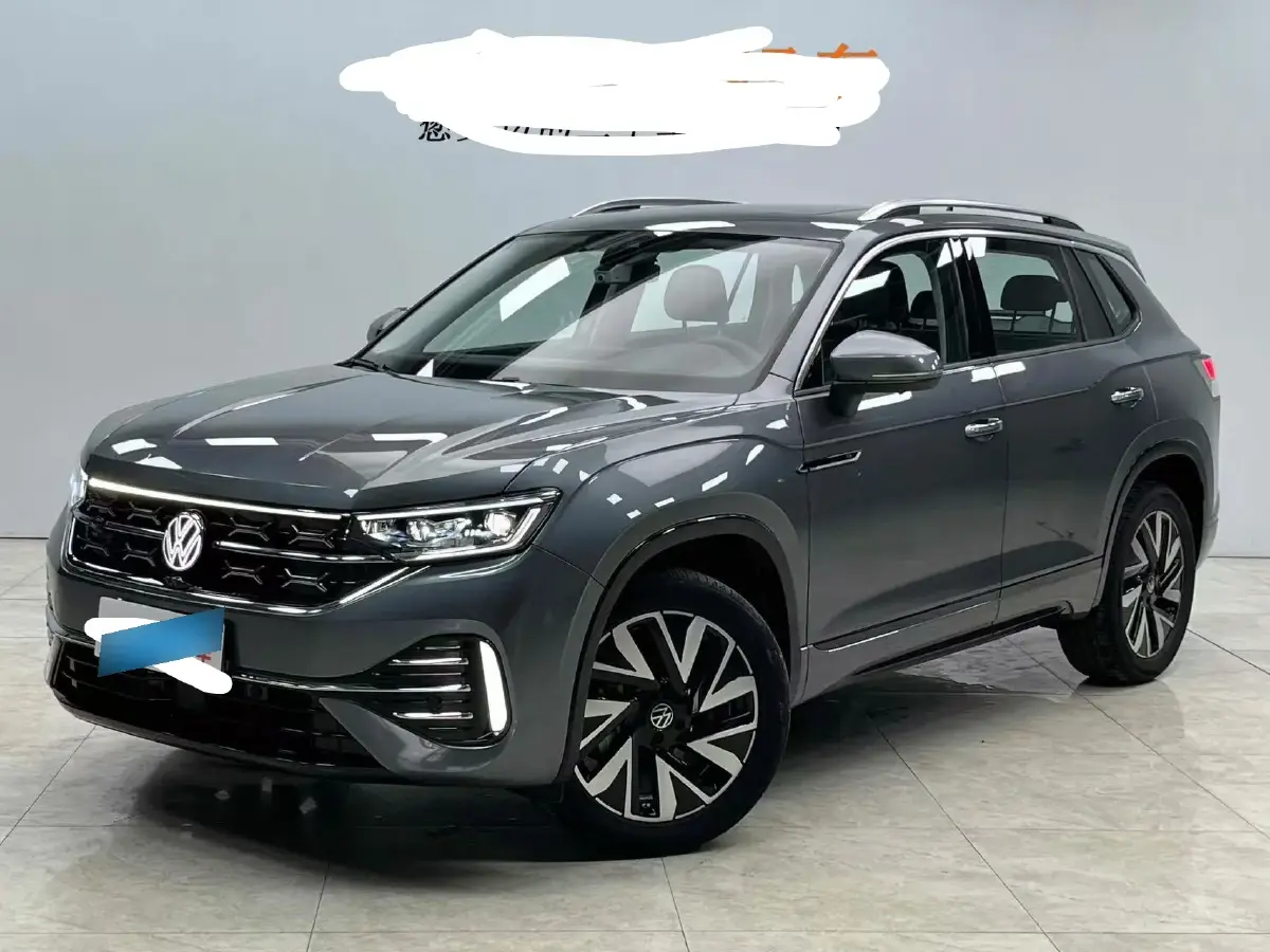 2023 Volkswagen Tayron 2.0T 220HP L4 7DCT