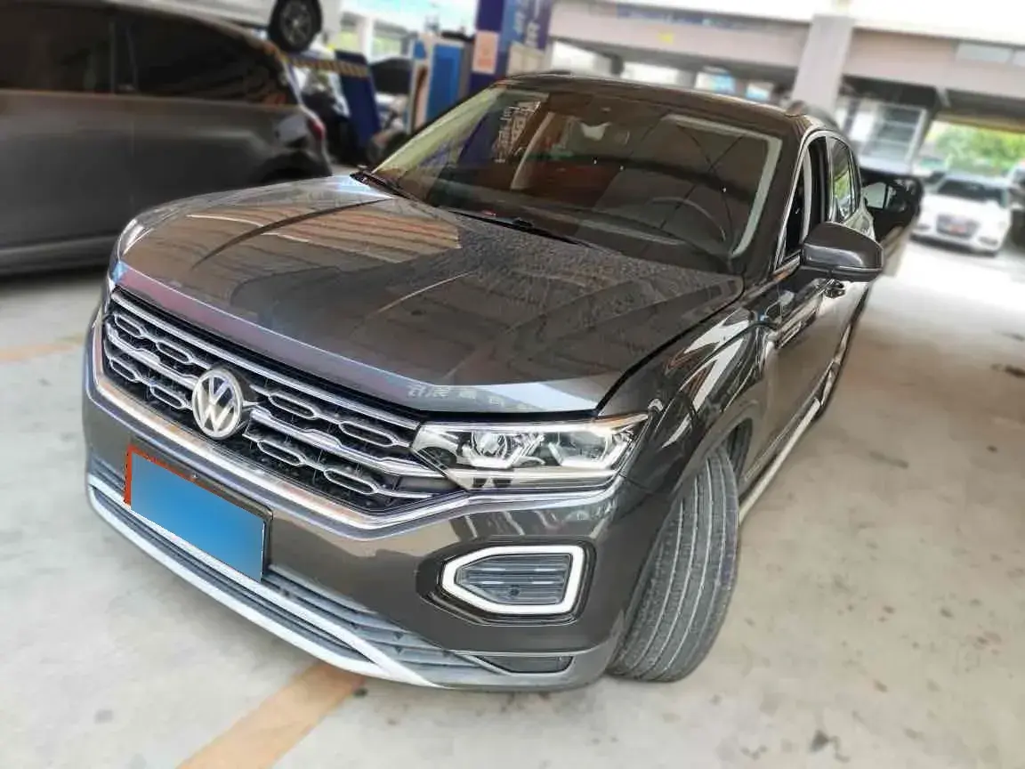 2020 Volkswagen Tayron 2.0T 220HP L4 7DCT