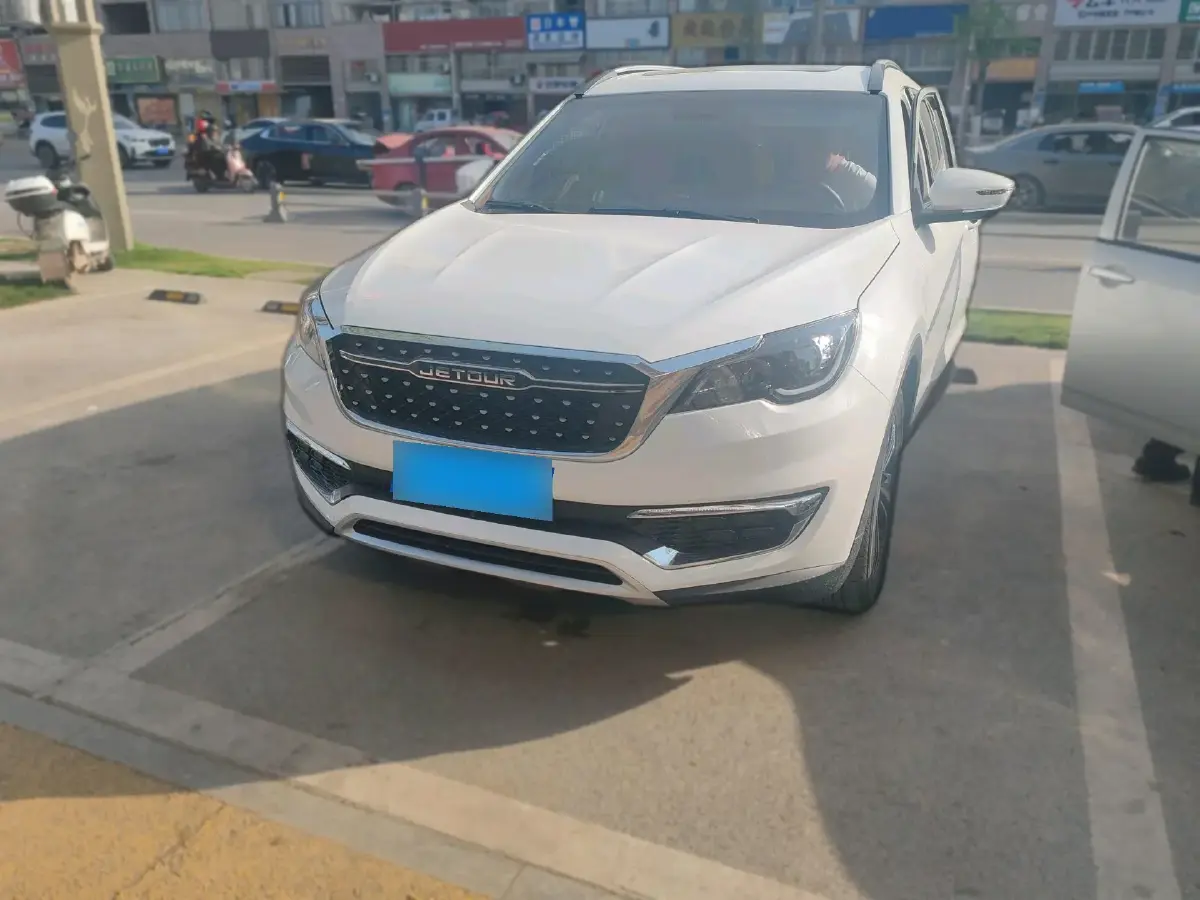2023 Jetour X70 1.5T 156HP L4 6DCT