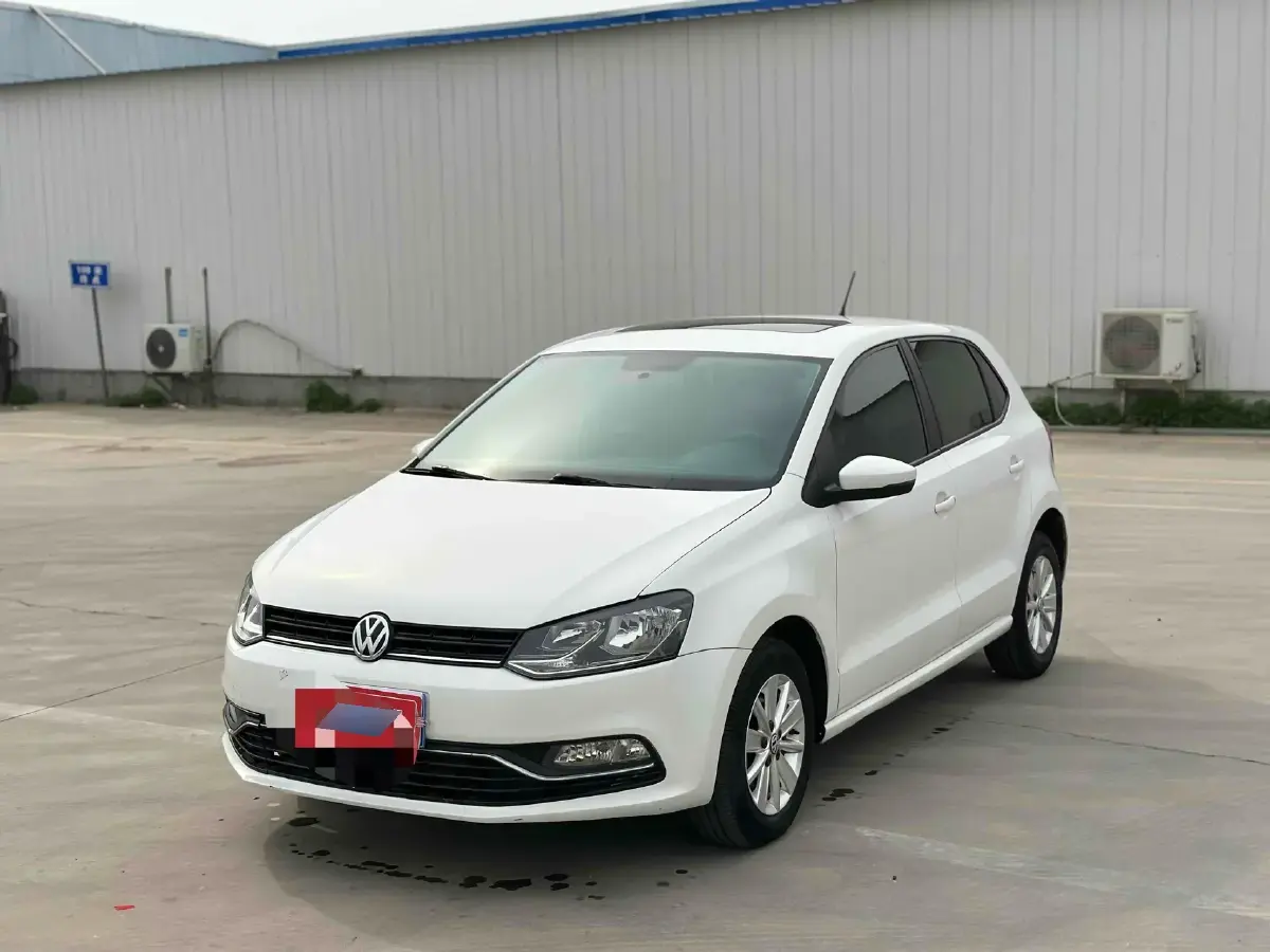 2016 Volkswagen Polo 1.6L 110HP L4 5MT