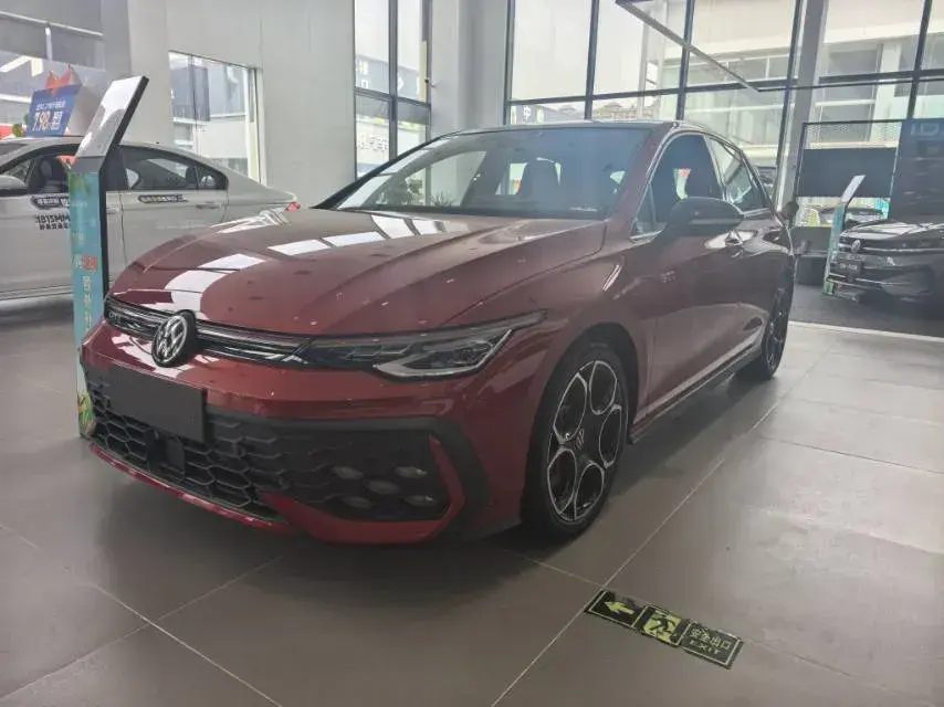 2025 Volkswagen GolfGTI 2.0T 220HP L4 7DCT