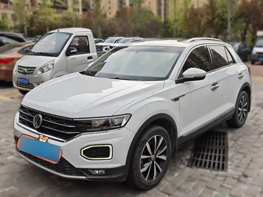 2018 Volkswagen T-Roc 1.4T 150HP L4 7DCT