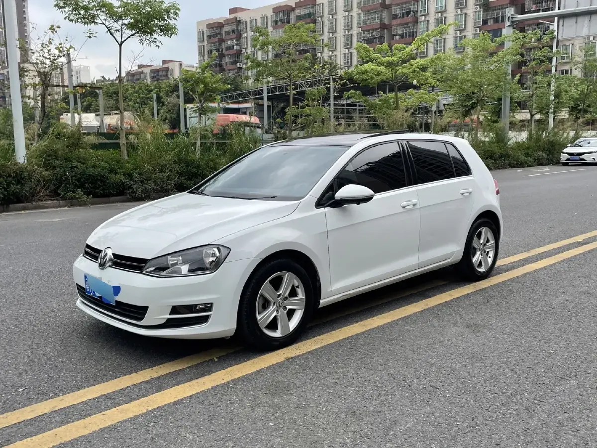 2016 Volkswagen Golf 1.4T 131HP L4 7DCT