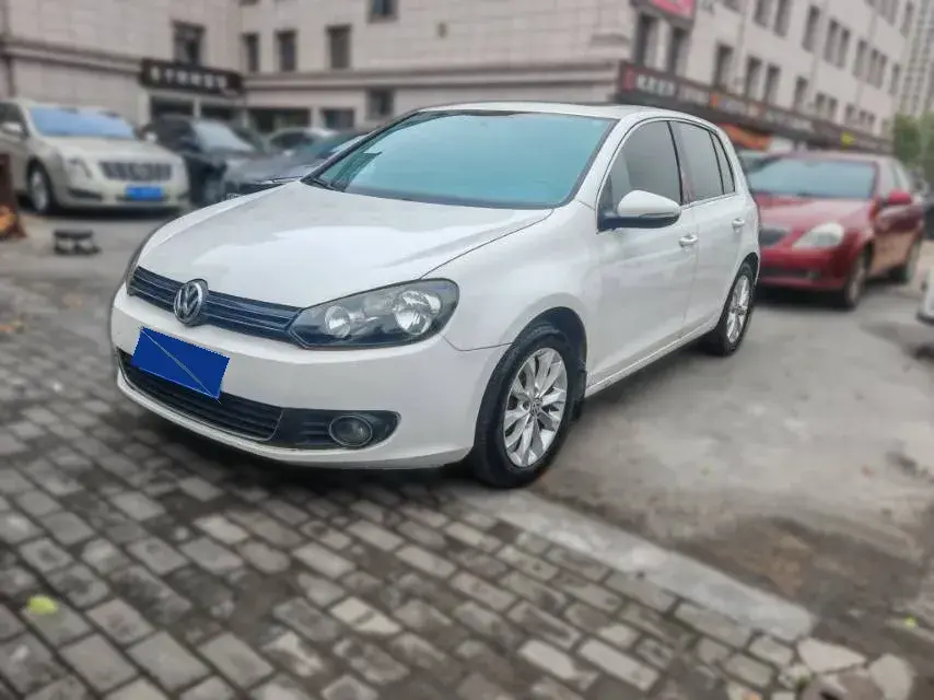 2012 Volkswagen Golf 1.4T 131HP L4 5MT