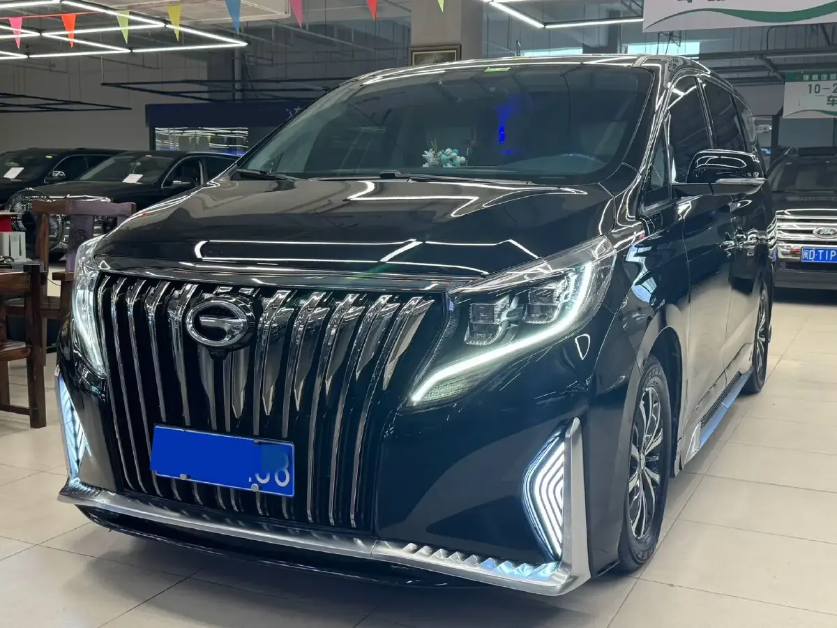 2021 GAC Trumpchi M8 2.0T 252HP L4 8AT