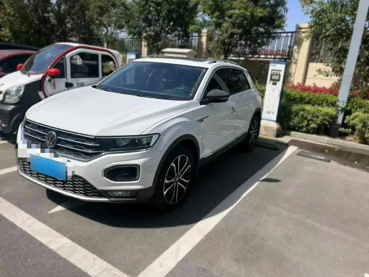 2022 Volkswagen T-Roc 1.4T 150HP L4 7DCT