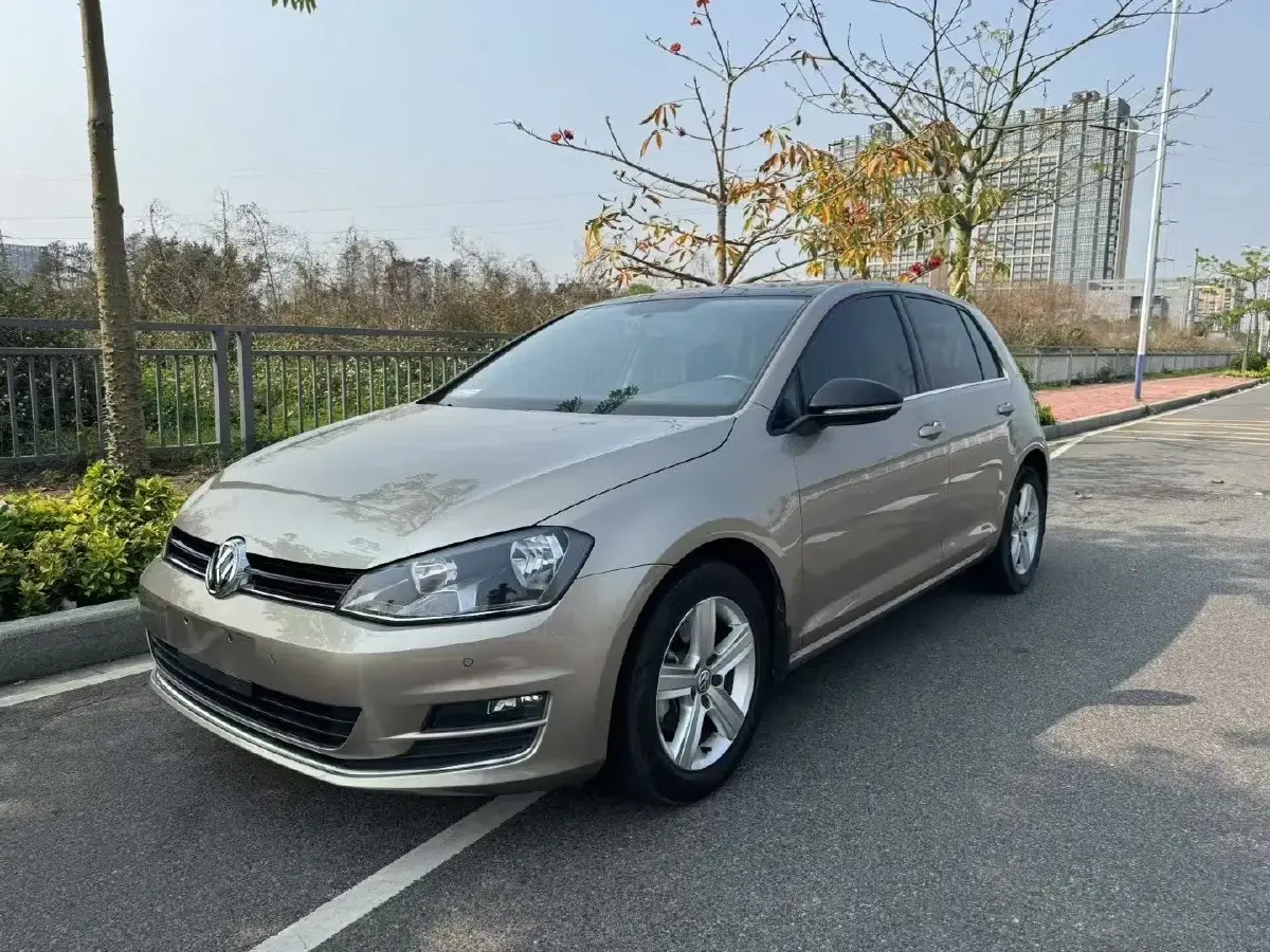 2017 Volkswagen Golf 1.4T 131HP L4 7DCT