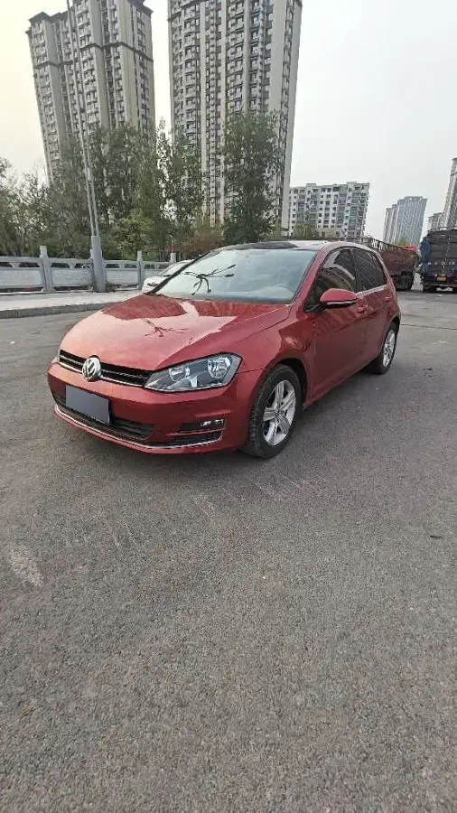 2015 Volkswagen Golf 1.4T 131HP L4 5MT