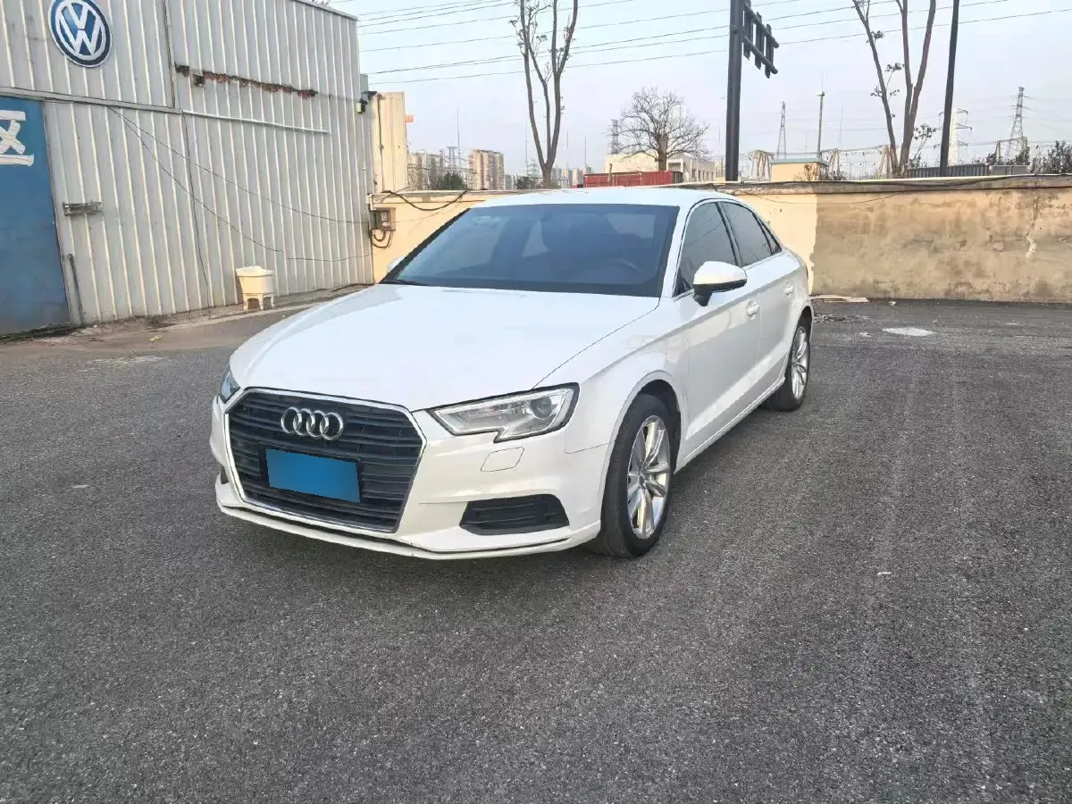 2017 Audi A3 1.4T 150HP L4 7DCT