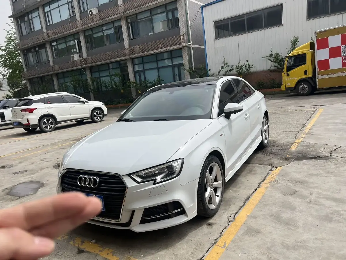 2017 Audi A3 1.4T 150HP L4 7DCT