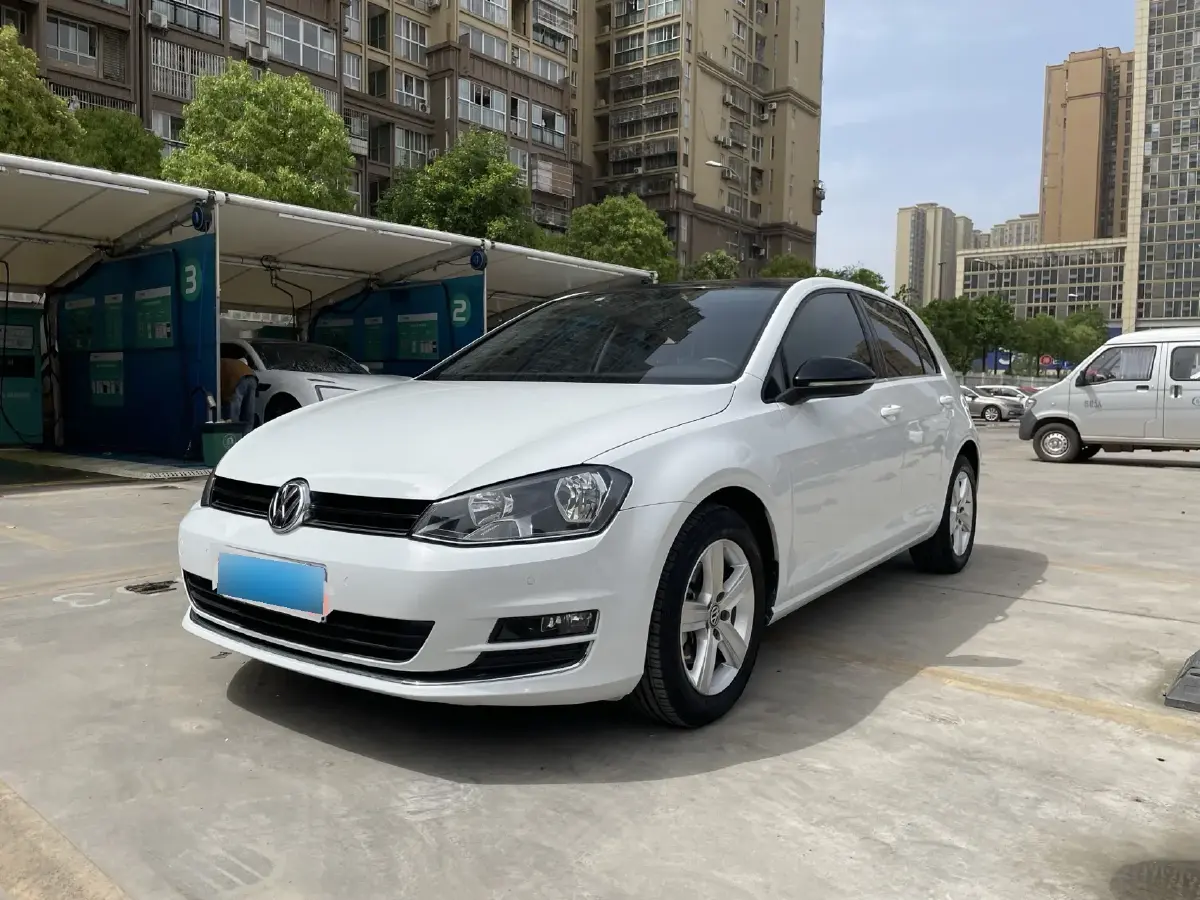2017 Volkswagen Golf 1.6L 110HP L4 6AT