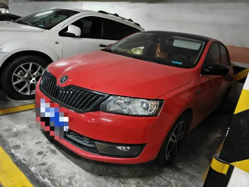 2016 Skoda Rapid Spaceback 1.6L 110HP L4 6AT