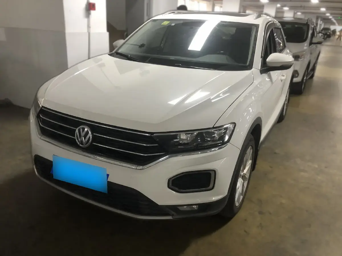 2018 Volkswagen T-Roc 1.4T 150HP L4 7DCT