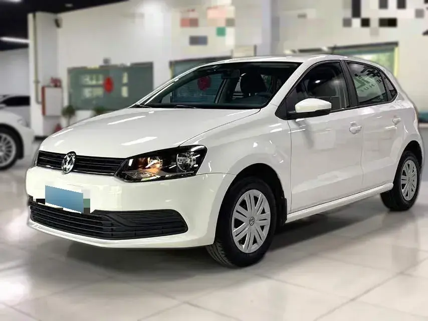 2014 Volkswagen Polo 1.4L 90HP L4 5MT