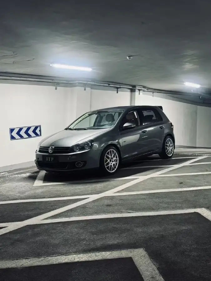 2012 Volkswagen Golf 1.4T 131HP L4 5MT