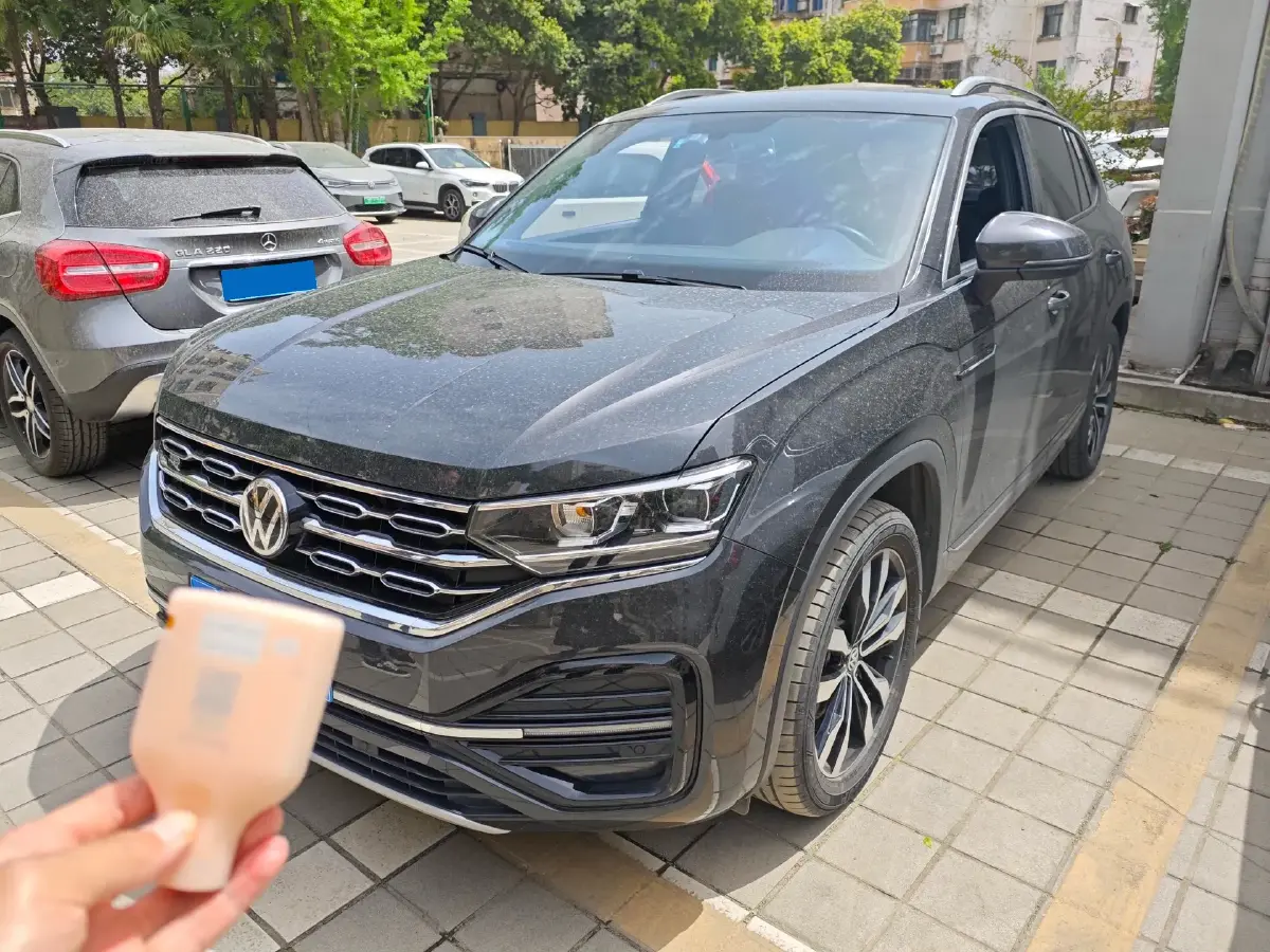 2021 Volkswagen Tayron 2.0T 220HP L4 7DCT