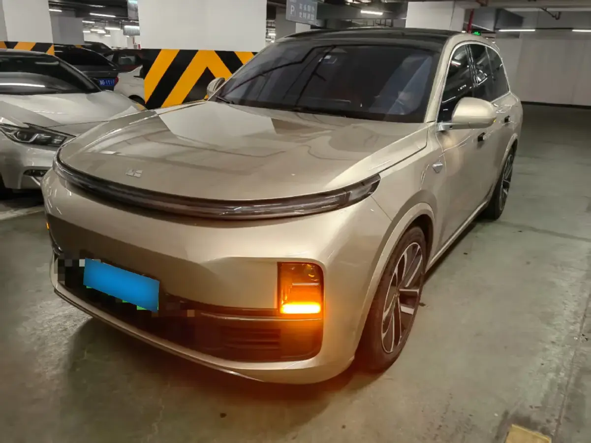 2023 Li L8 Range Extended 154HP REEV 40.9KWH