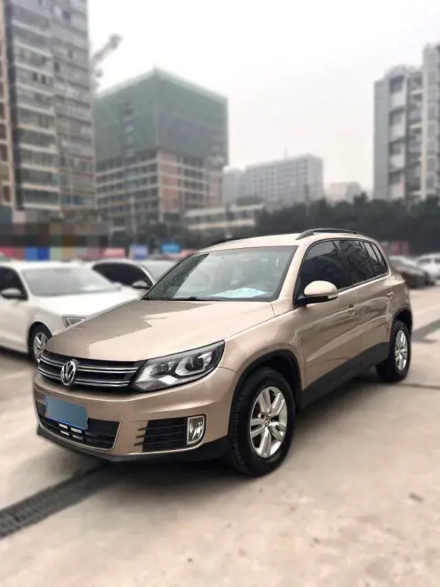2015 Volkswagen Tiguan 1.8T 160HP L4 6MT