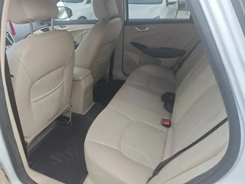 2015 Chery Arrizo 7 1.6L 126HP L4 CVT,autocango,china used car exporter,china ev exporter,chinese used car exporter,chinese used ev exporter