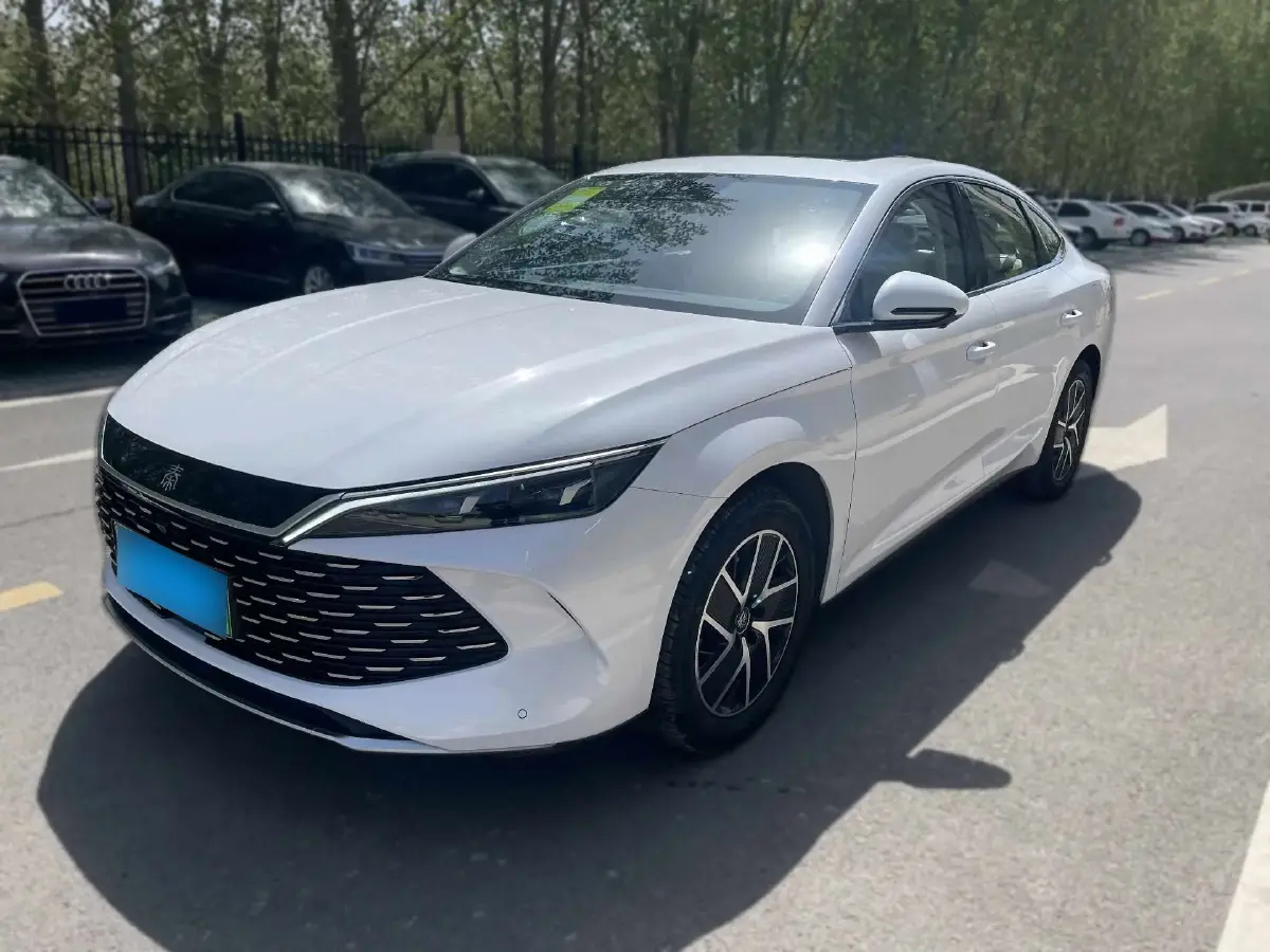 2024 BYD QinL 1.5L 101HP L4 E-CVT PHEV 15.87KWH