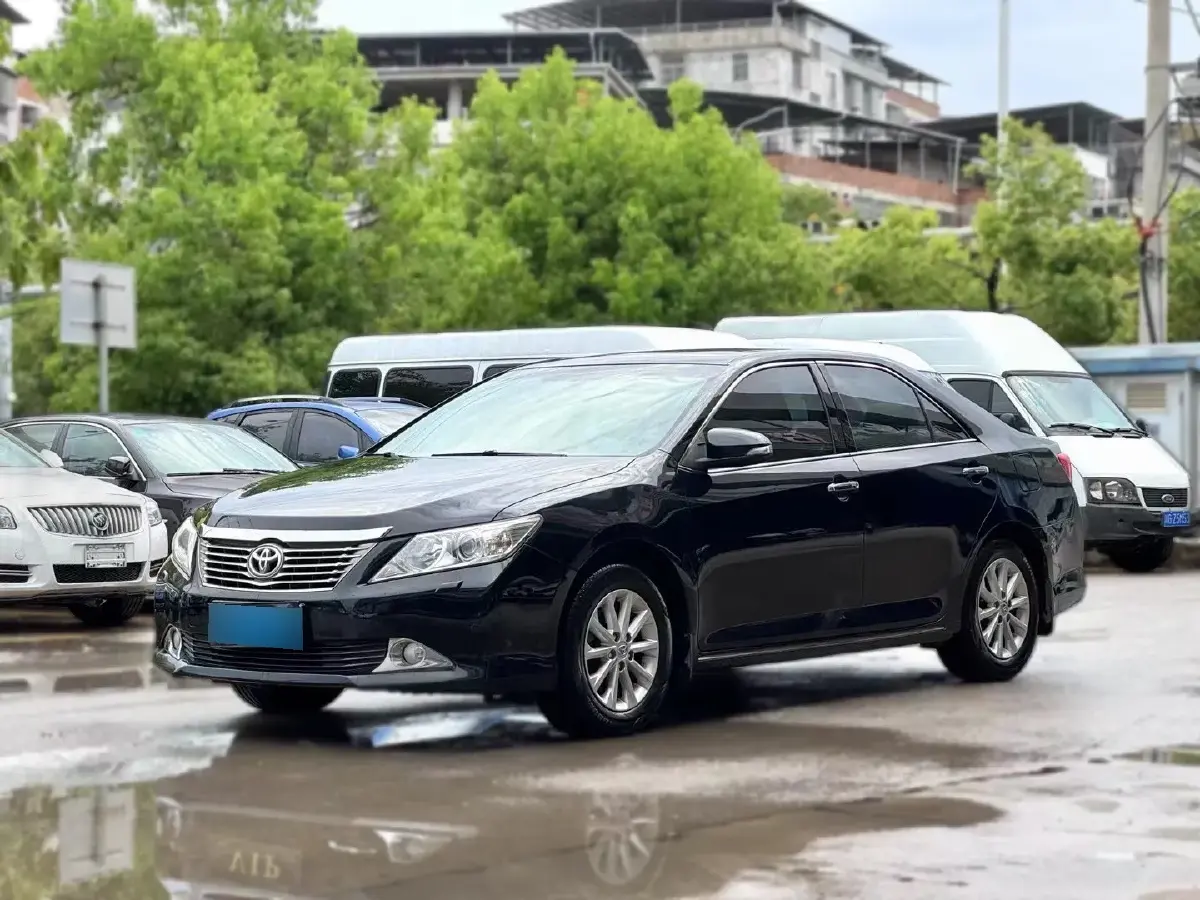 2012 Toyota Camry 2.5L 184HP L4 6AT