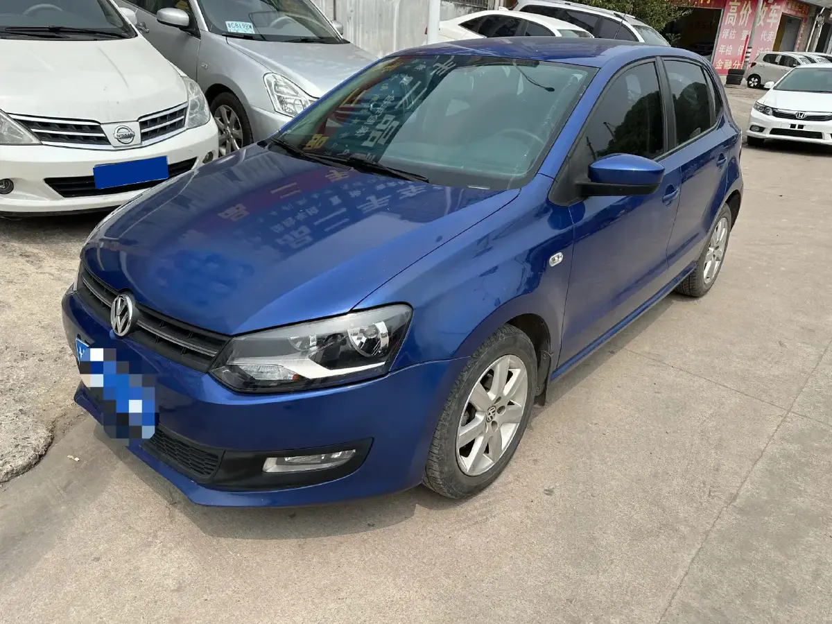 2013 Volkswagen Polo 1.4L 86HP L4 5MT