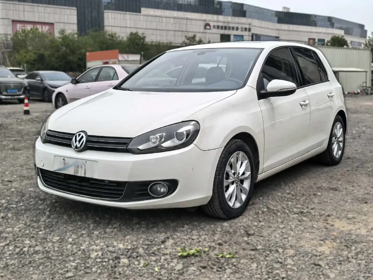 2011 Volkswagen Golf 1.4T 131HP L4 7DCT