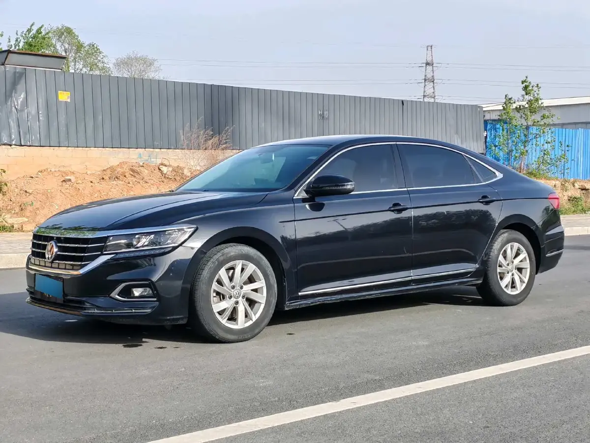 2019 Volkswagen Passat 1.4T 150HP L4 7DCT