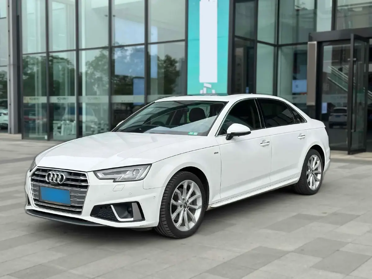 2019 Audi A4L 2.0T 190HP L4 7DCT