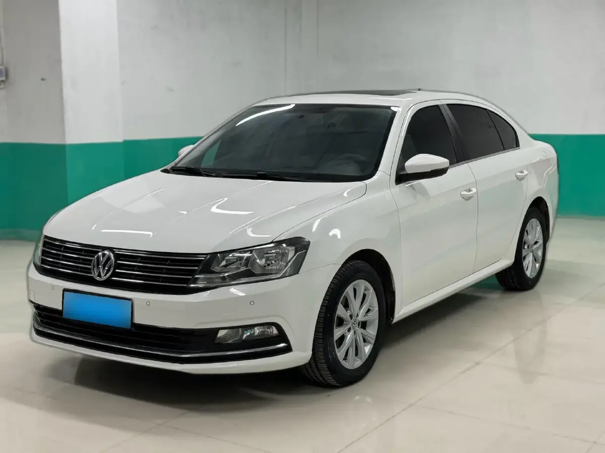 2015 Volkswagen Lavida 1.6L 110HP L4 6AT