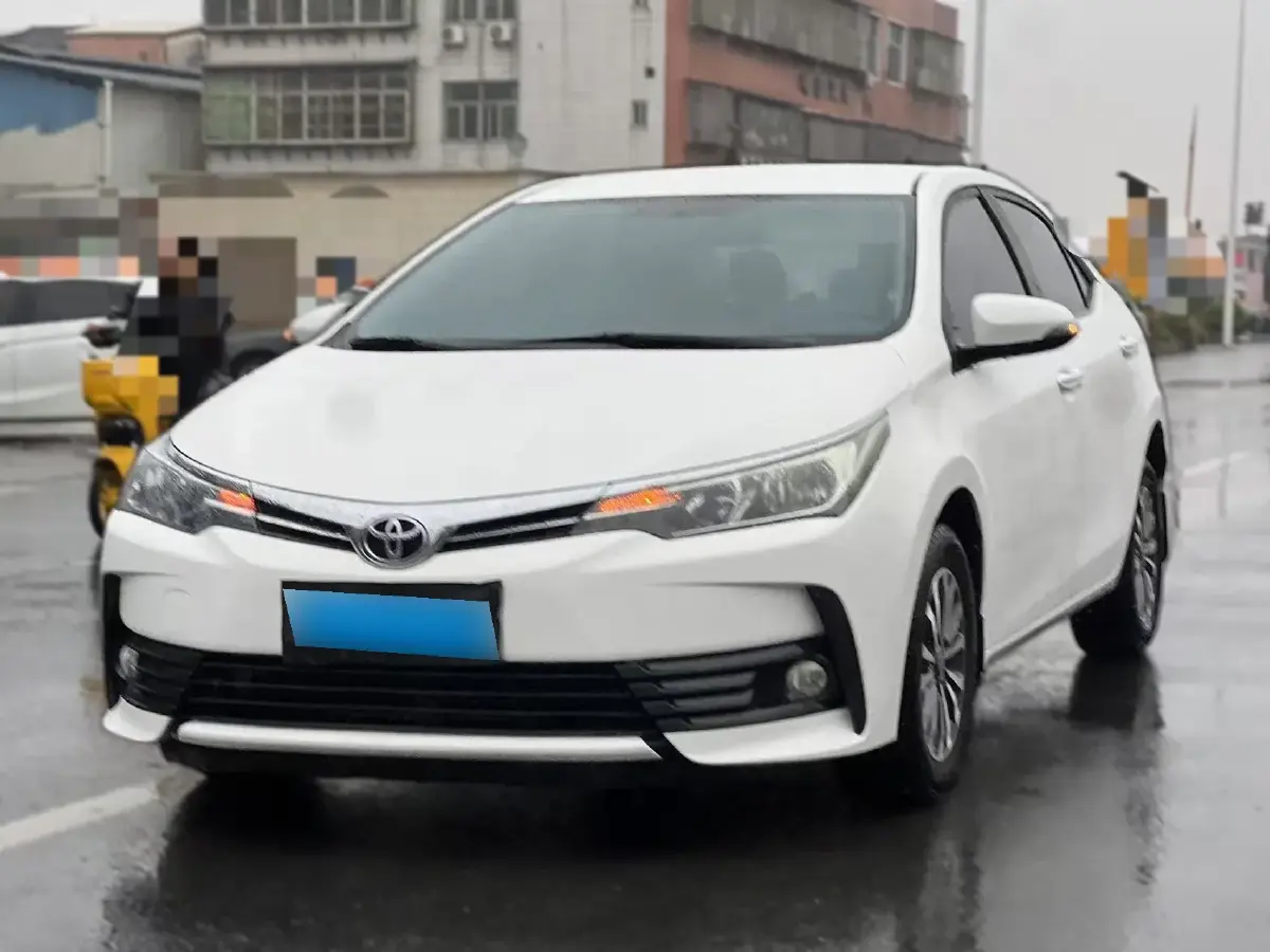 2017 Toyota Corolla 1.2T 116HP L4 6MT