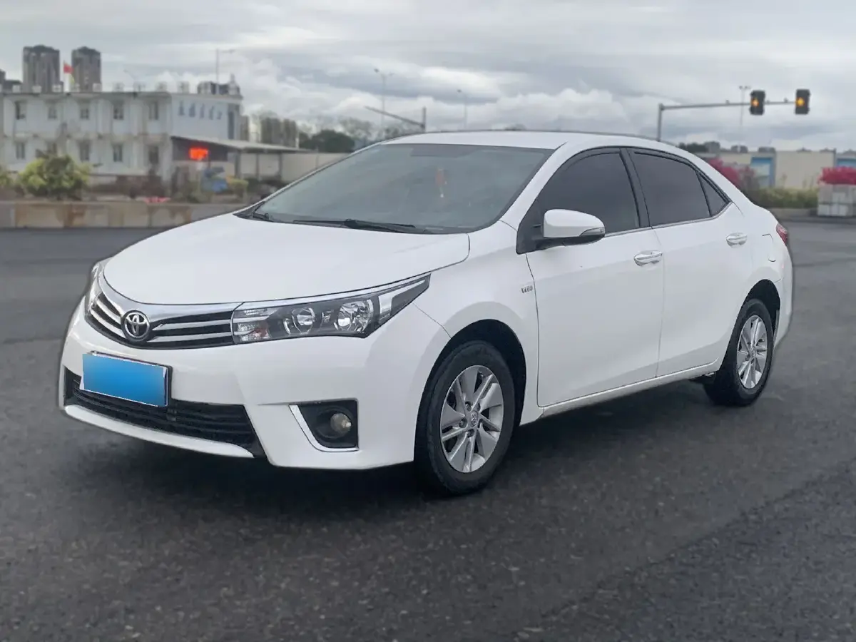 2017 Toyota Corolla 1.6L 122HP L4 CVT