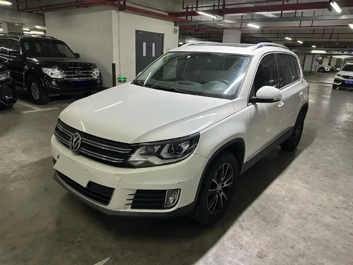 2015 Volkswagen Tiguan 1.8T 160HP L4 6AT