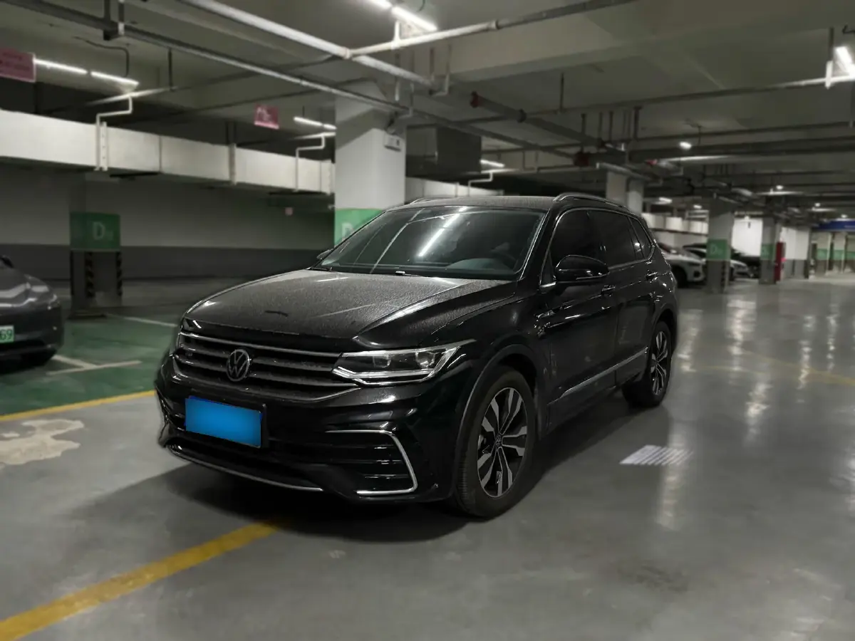 2024 Volkswagen Tiguan L 2.0T 186HP L4 7DCT