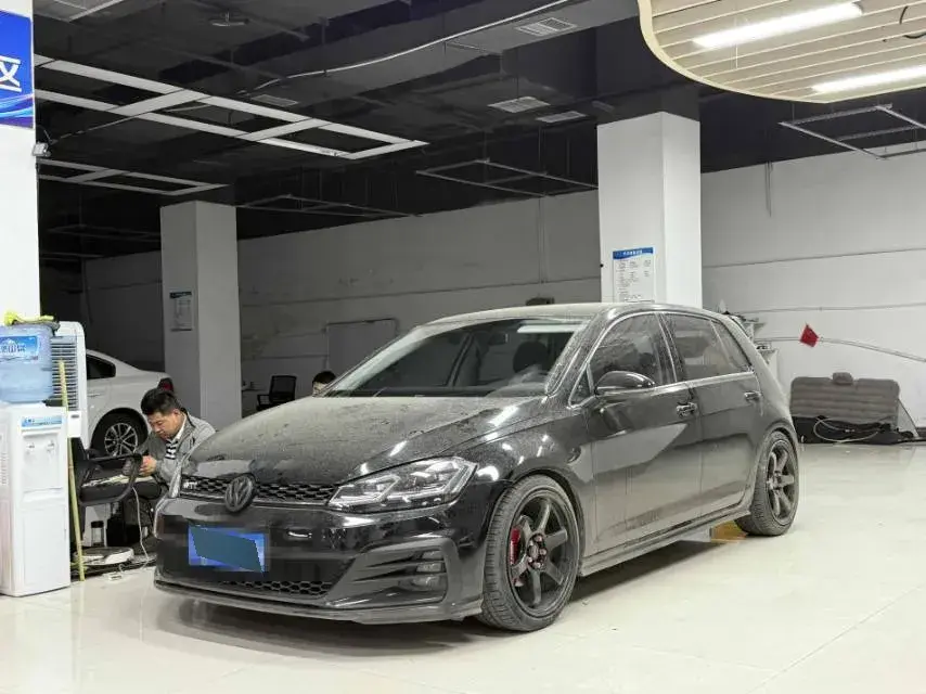 2019 Volkswagen Golf 1.4T 150HP L4 7DCT
