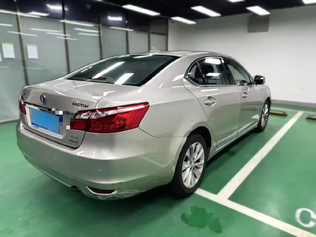 2014 ChangAn Raeton 1.8T 177HP L4 6AT,autocango,china used car exporter,china ev exporter,chinese used car exporter,chinese used ev exporter