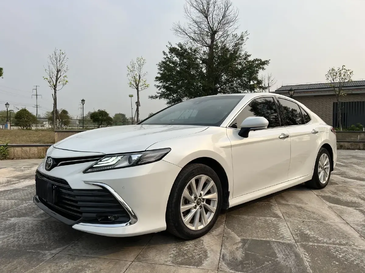 2021 Toyota Camry 2.0L 178HP L4 CVT