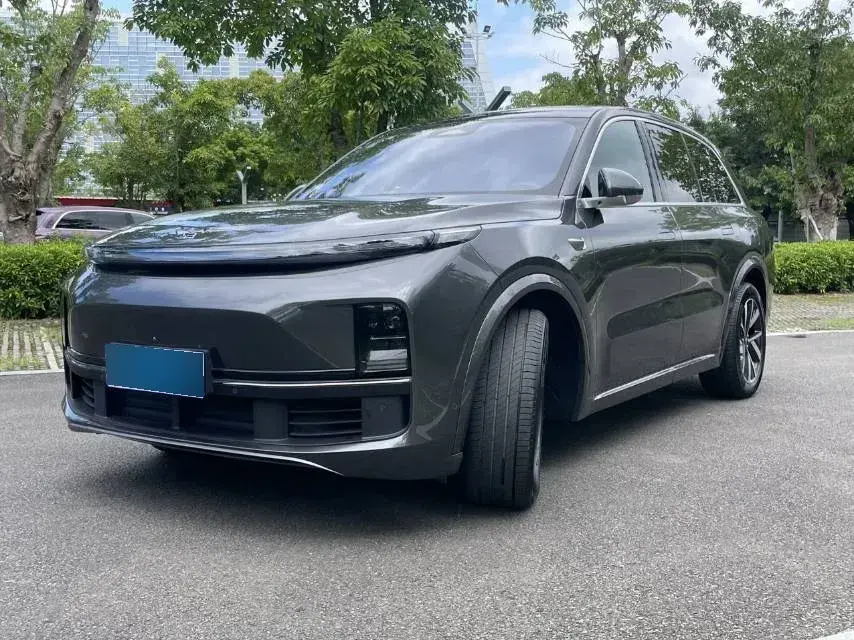 2023 Li L8 Range Extended 154HP REEV 40.9KWH