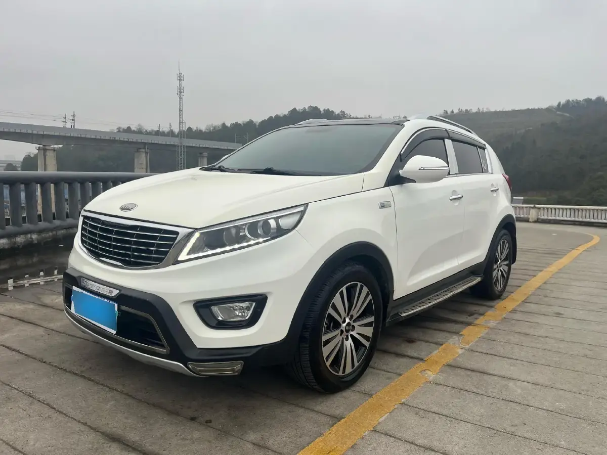 2016 Kia Sportage R 2.0L 165HP L4 6AT