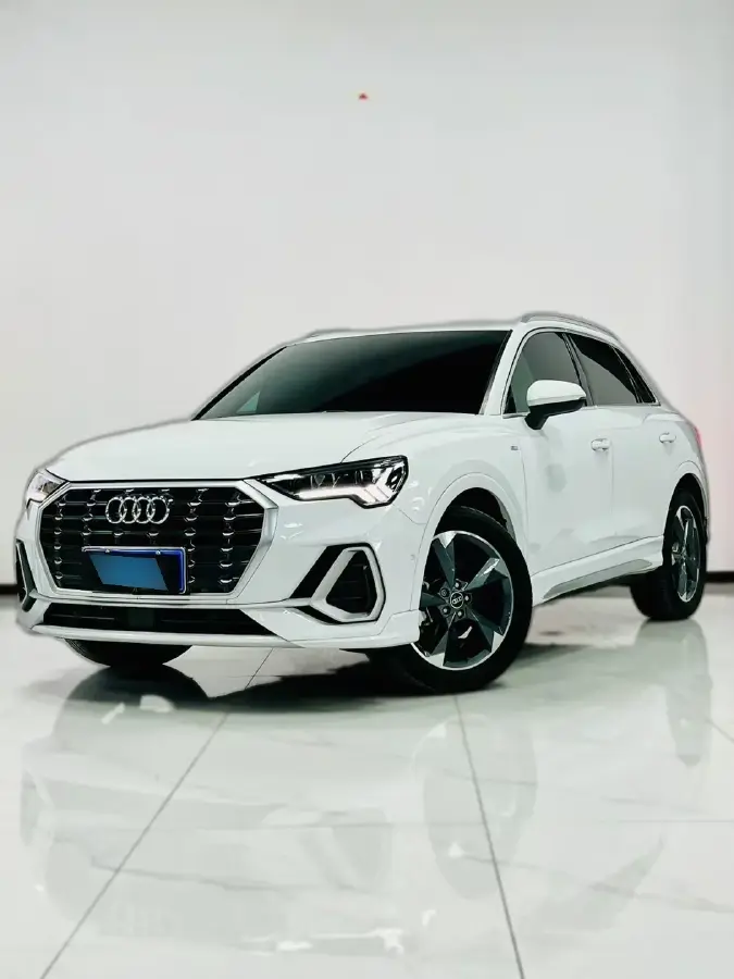 2023 Audi Q3 2.0T 186HP L4 7DCT