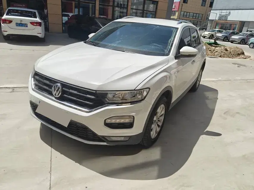 2018 Volkswagen T-Roc 1.4T 131HP L4 7DCT