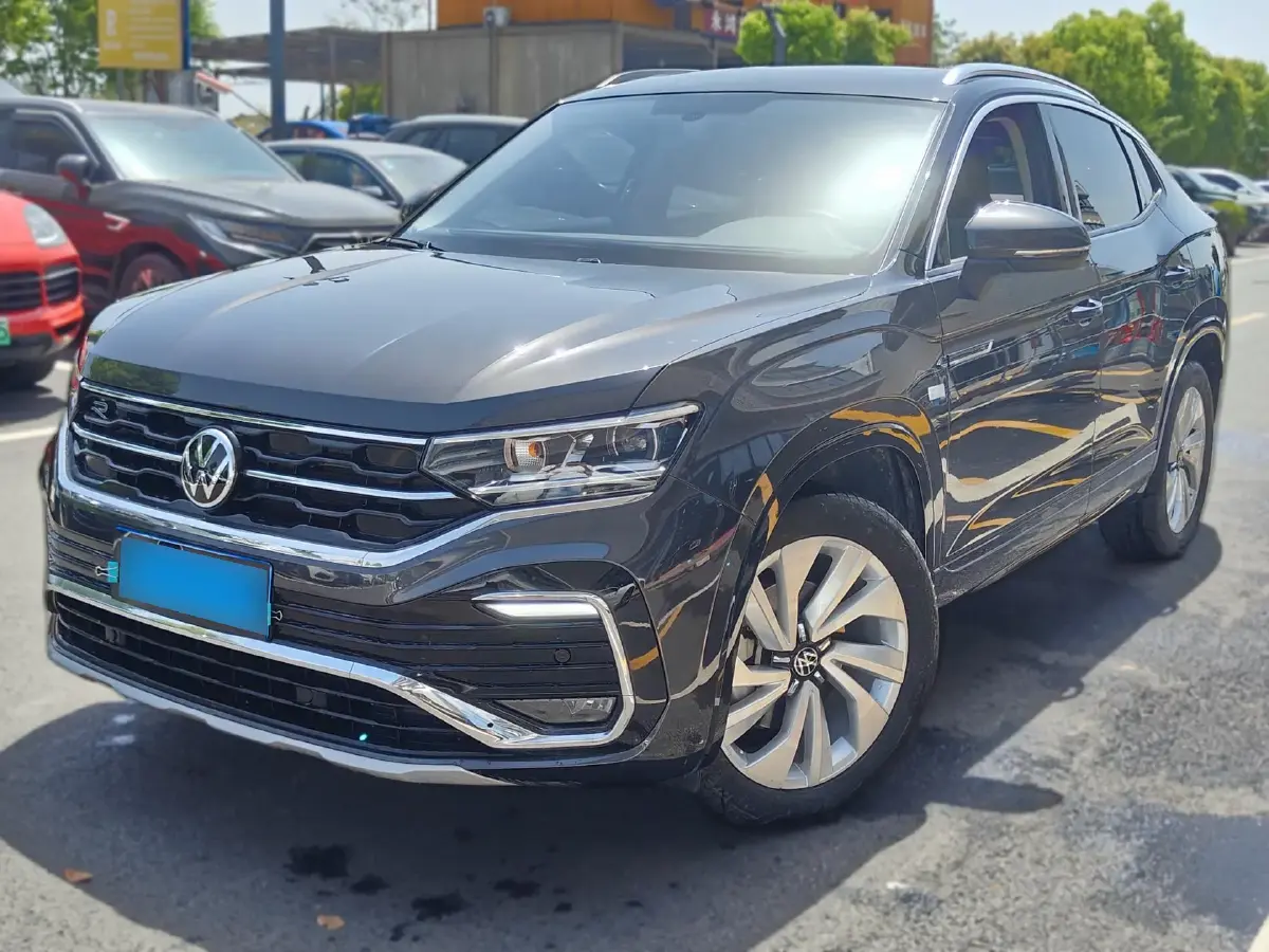 2020 Volkswagen Tayron X 2.0T 186HP L4 7DCT