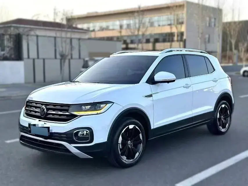 2021 Volkswagen Tacqua 1.5L 113HP L4 5MT