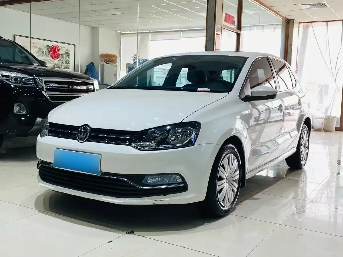 2016 Volkswagen Polo 1.6L 110HP L4 5MT