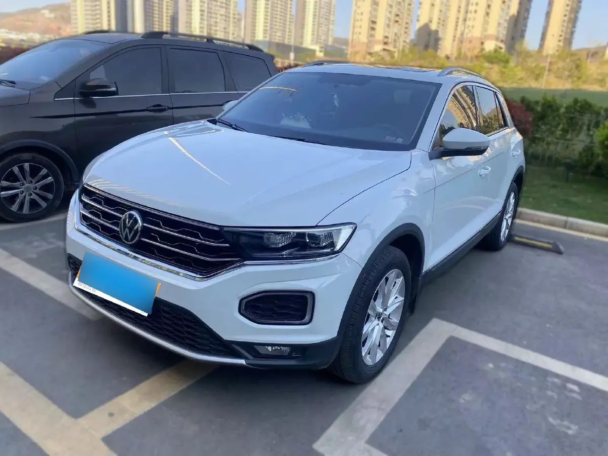 2022 Volkswagen T-Roc 1.4T 150HP L4 7DCT