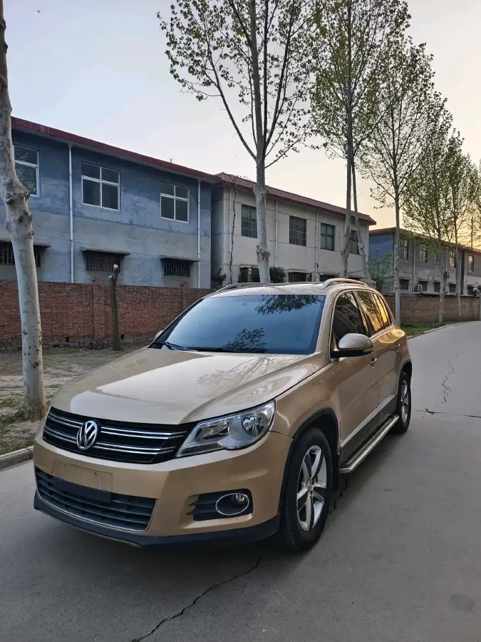 2012 Volkswagen Tiguan 1.8T 160HP L4 6AT