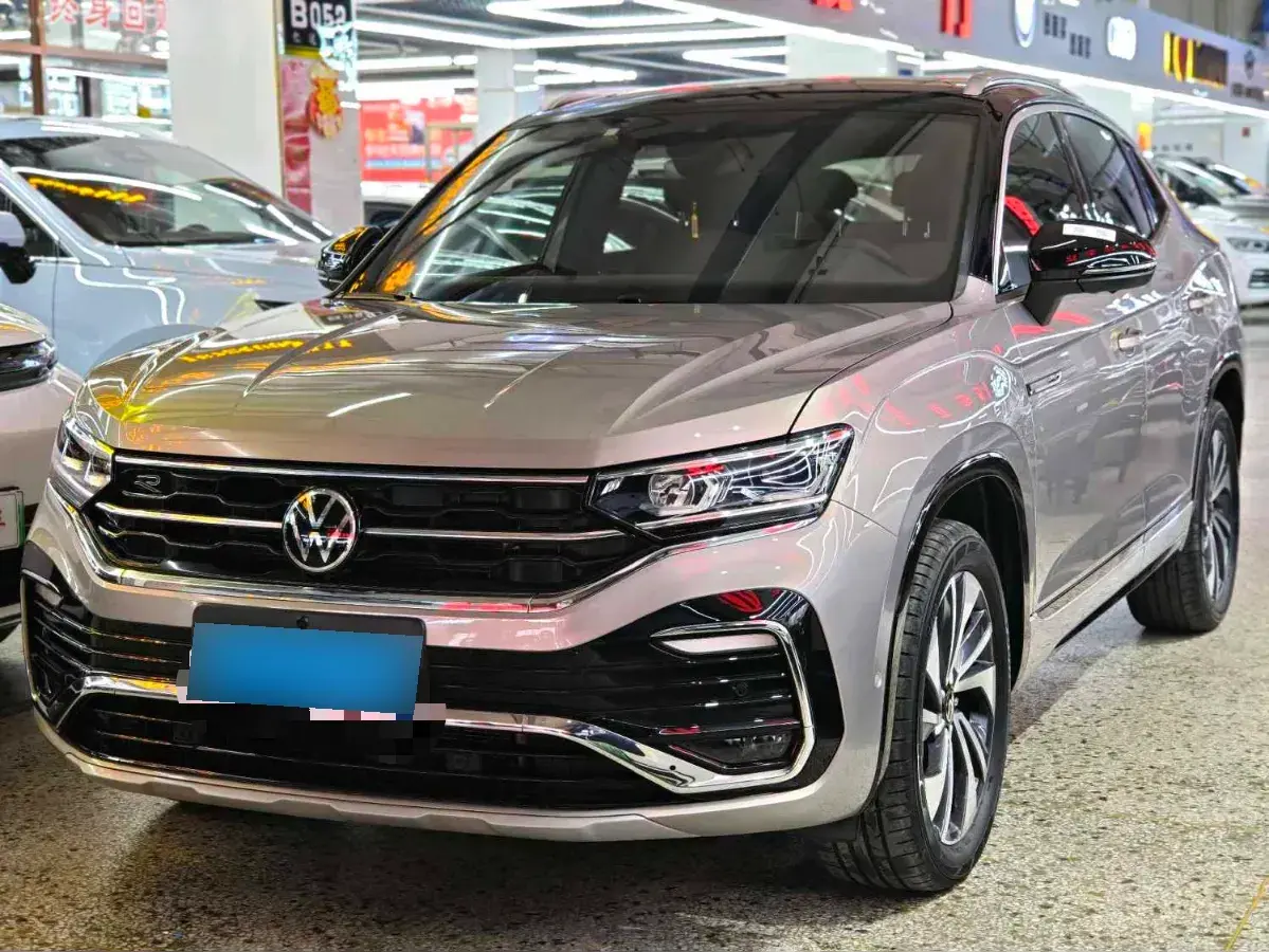 2020 Volkswagen Tayron X 2.0T 220HP L4 7DCT