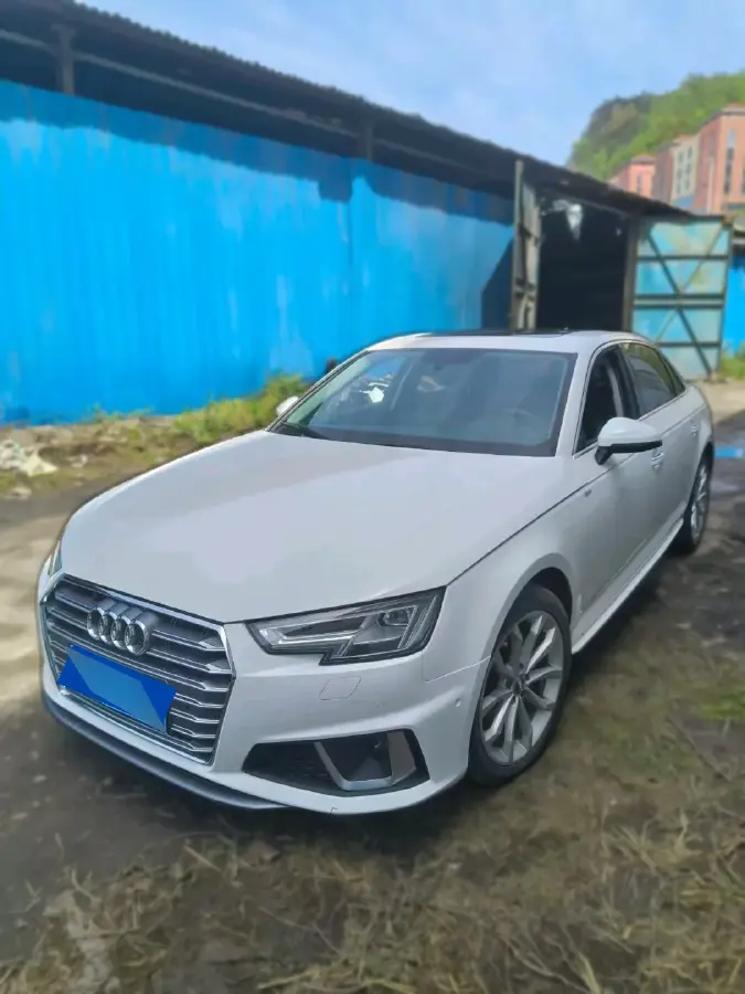 2019 Audi A4L 2.0T 190HP L4 7DCT